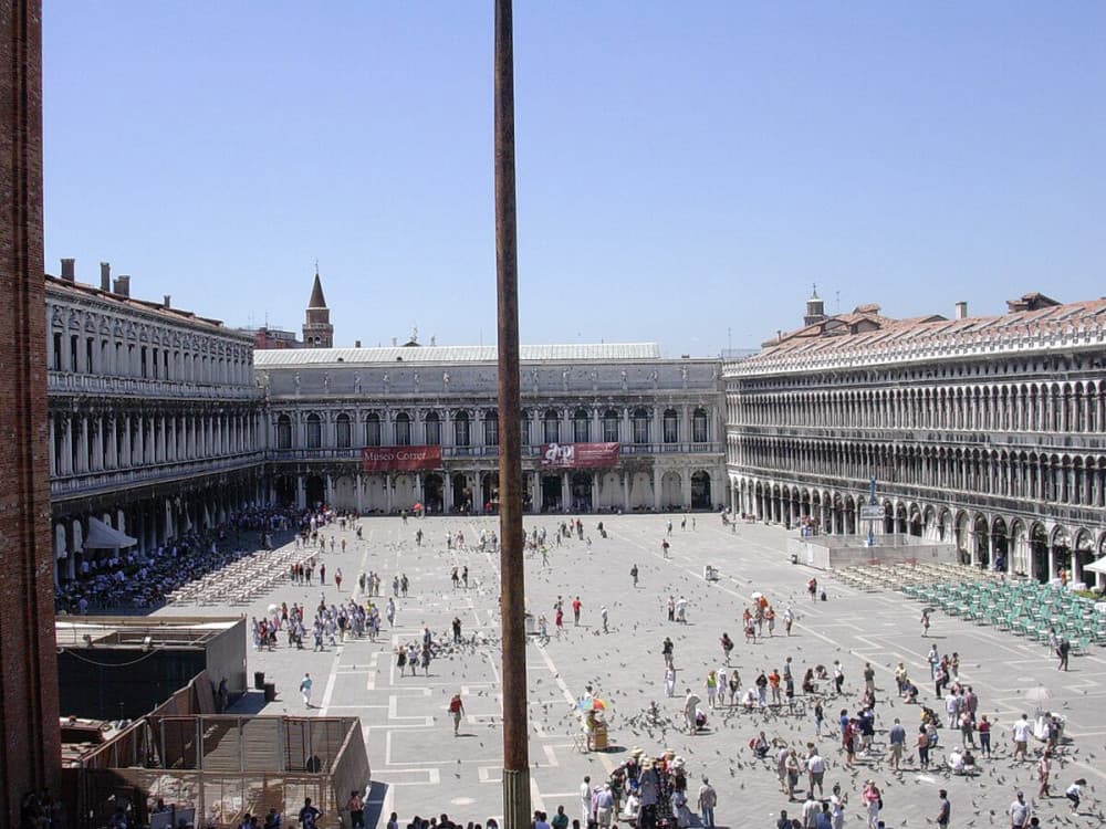 Quảng trường thánh Piazza San Marco