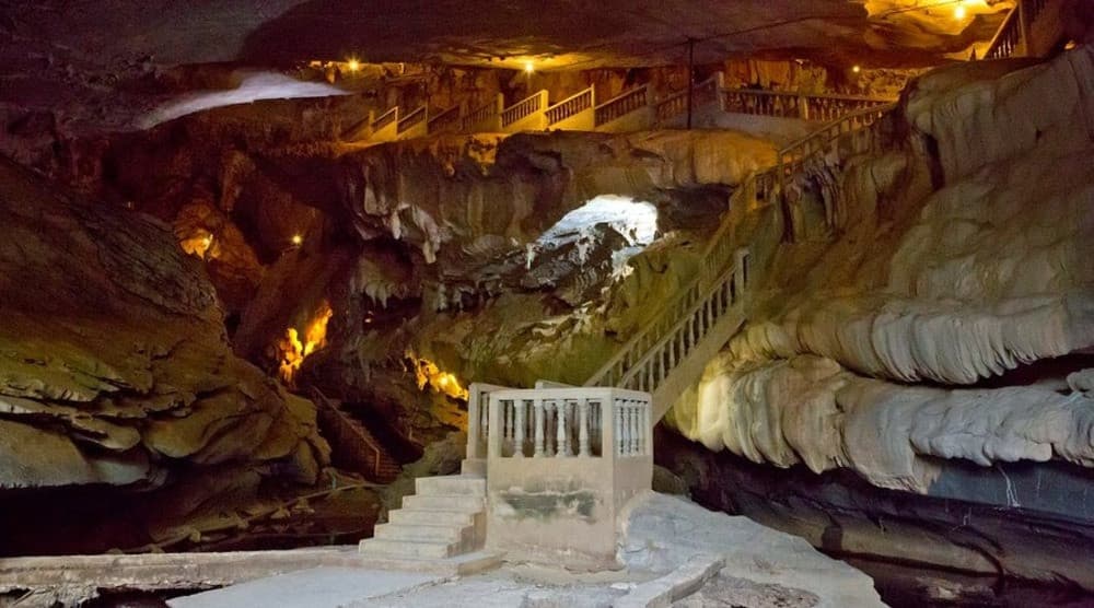 Động Nang Pha