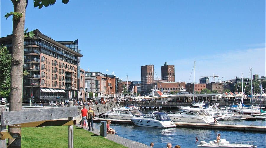 tham quan Aker Brygge