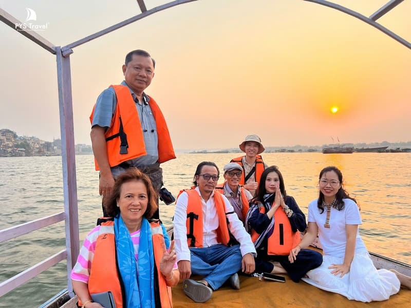 review tour hành hương Ấn Độ Nepal, tour hành hương Ấn Độ Nepal