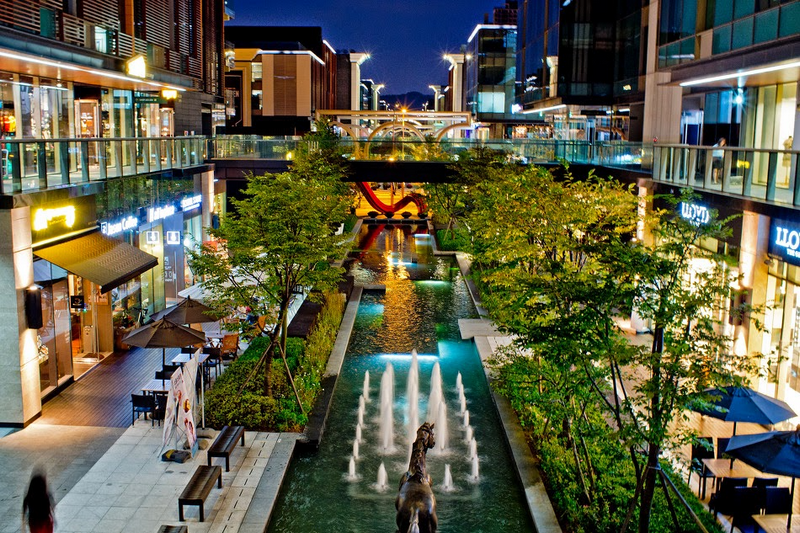 NC Cube Canal Walk hàn quốc