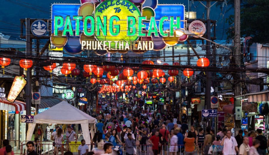 khám phá khu phố Patong về đêm