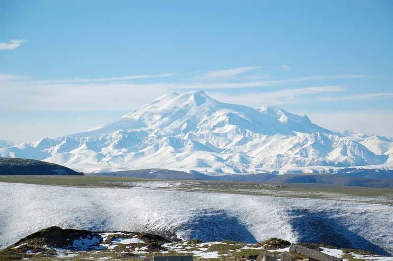 Núi Elbrus, Tour du lịch Nga
