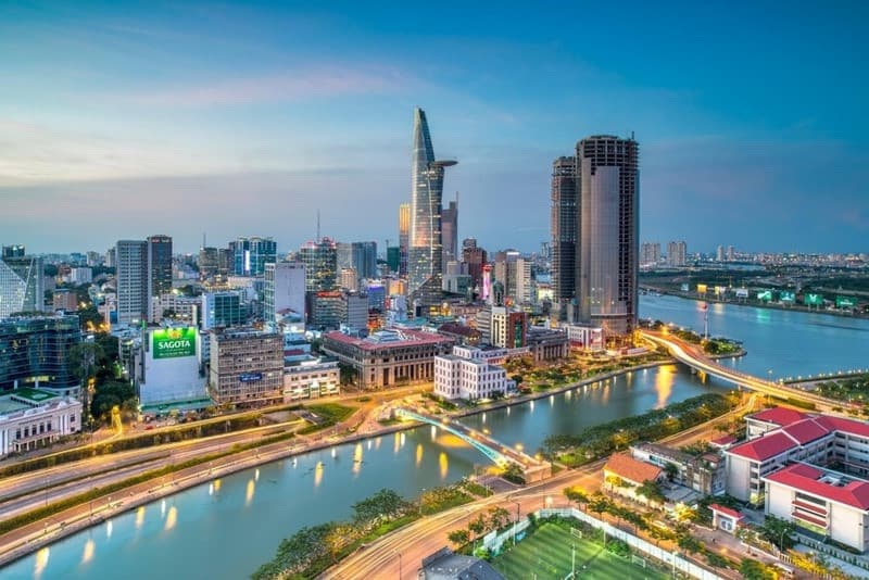 Thành phố Hồ Chí Minh luôn sôi động