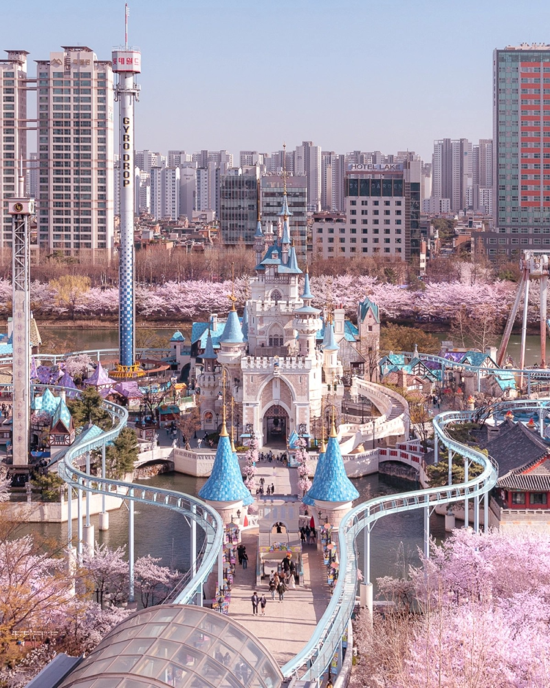lotte world theme park