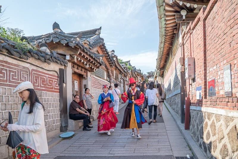 dạo quanh làng bukchon hanok