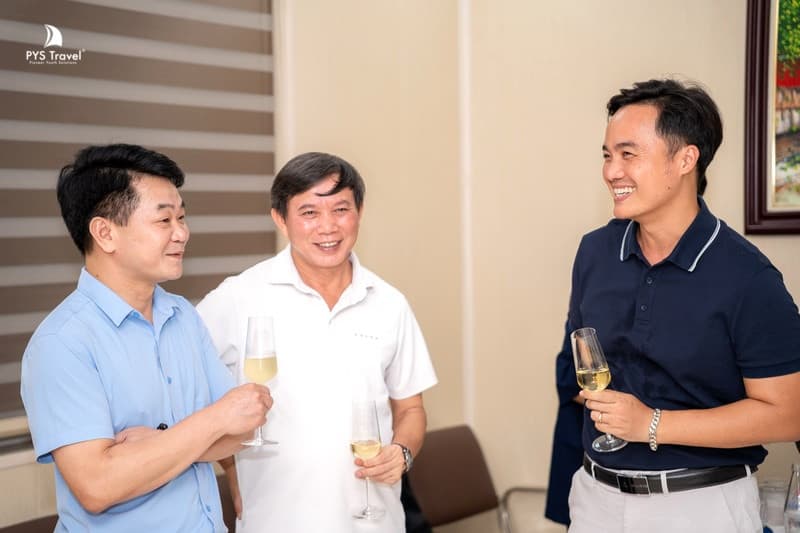 Lãnh đạo ngành Du lịch và Đường sắt Việt Nam đồng hành cùng SJourney
