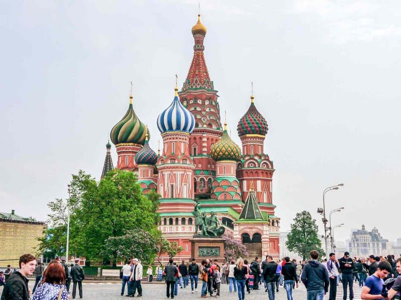 Nhà thờ Thánh Basil nổi tiếng Moscow