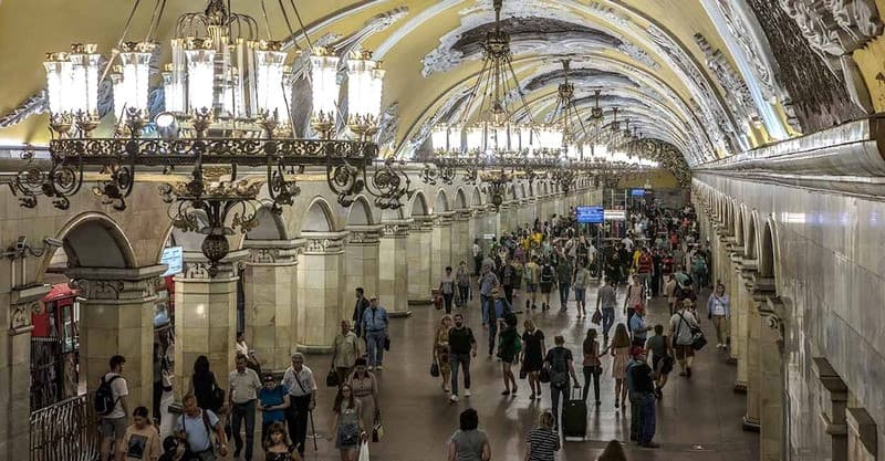 Tàu điện ngầm ở Moscow