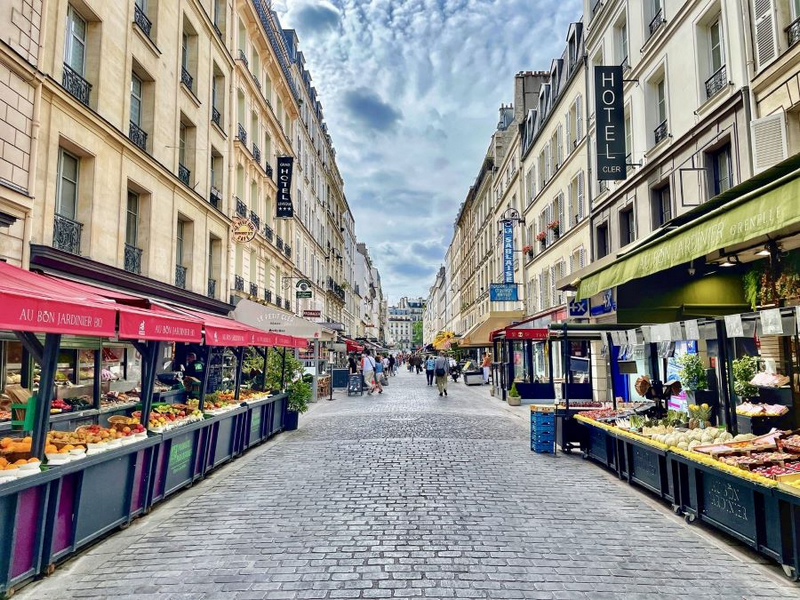 Khu phố Rue Cler
