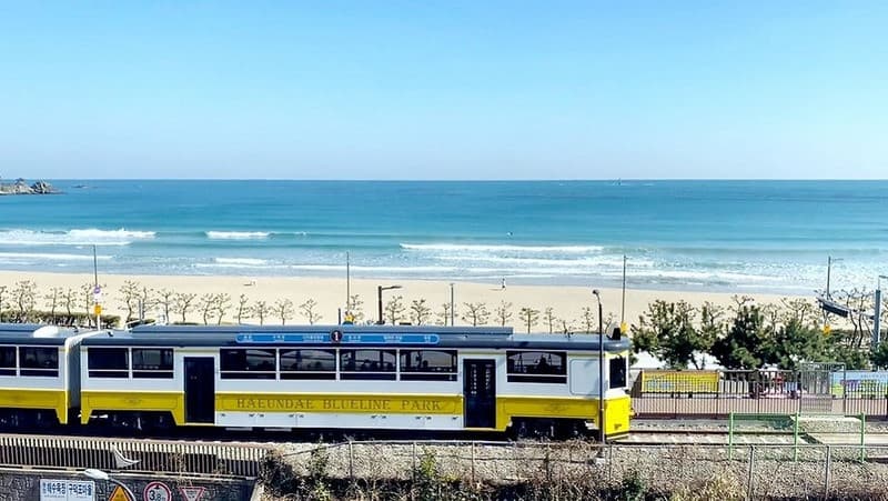 Haeundae Blues line train