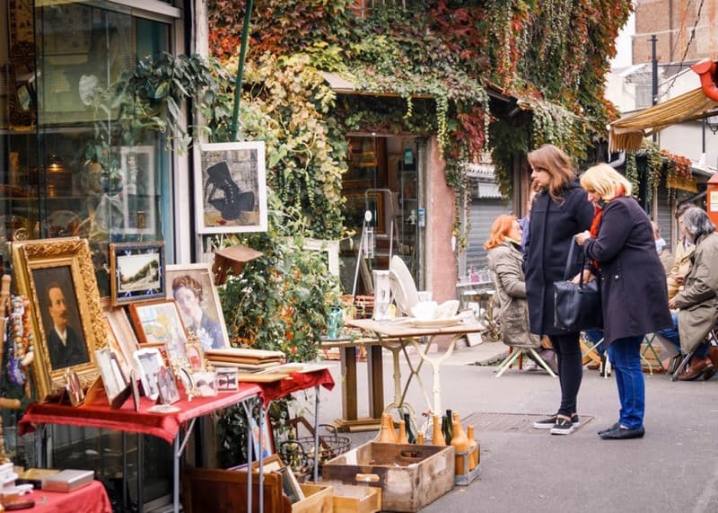 Chợ ngoài trời tại Paris