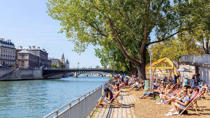 Paris mùa hè 