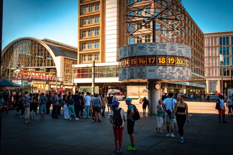 Alexanderplatz - trung tâm Berlin