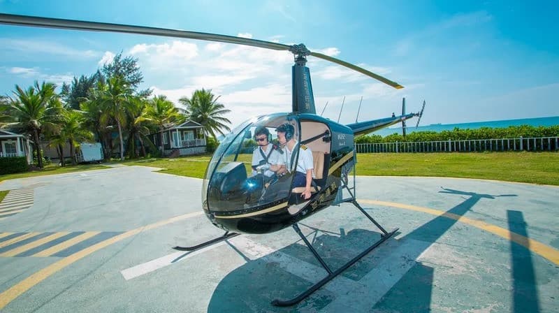 trực thăng trên đảo Phượng Hoàng