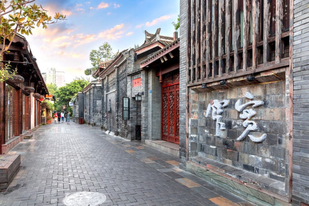 Ngõ Rộng Và Ngõ Hẹp