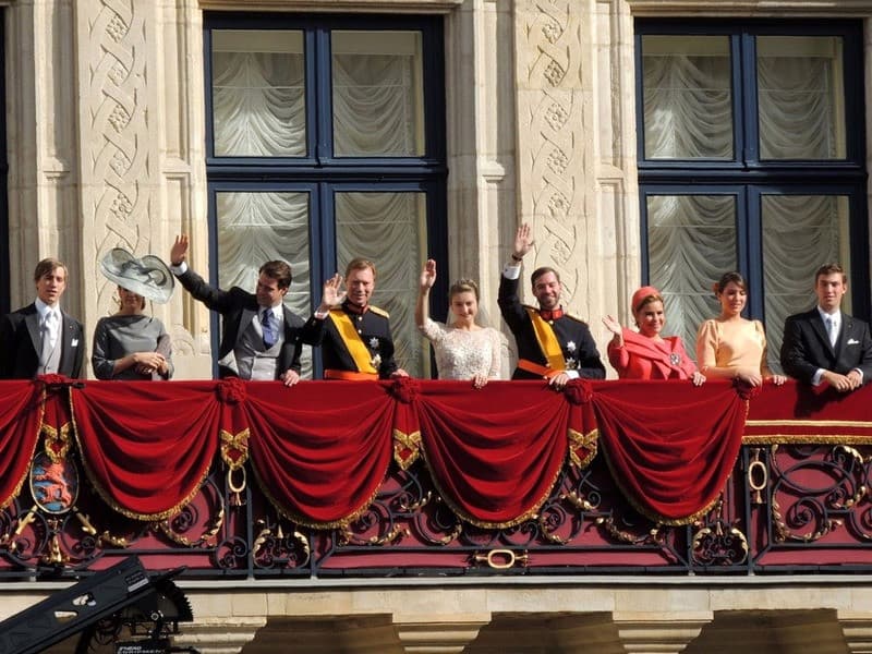 Ban công cung điện Grand Ducal