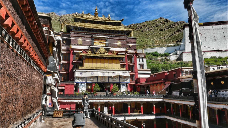 tham quan Tu viện Tashilhunpo