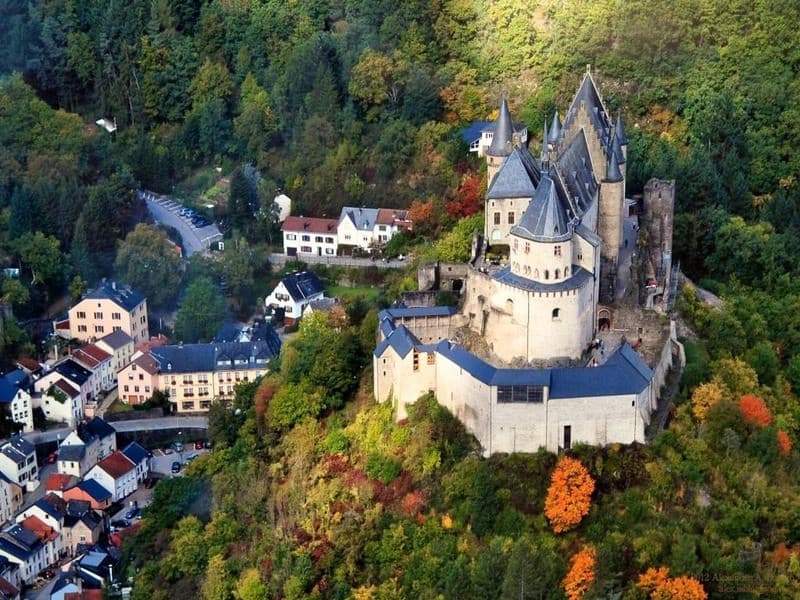 Lâu đài Vianden từ một góc nhìn khác