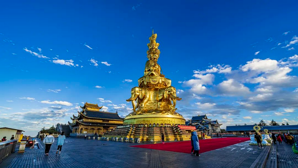 Nga Mi Kim Đỉnh