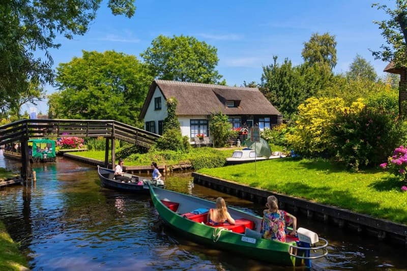 làng cổ giethoorn