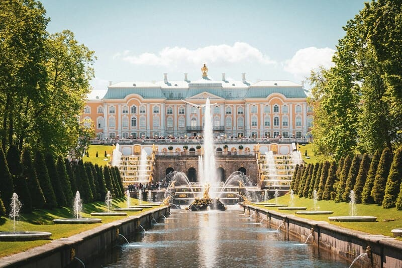 Cung Điện Mùa Hè (Peterhof)