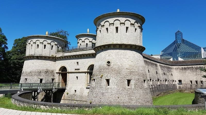 Pháo đài lịch sử Thüngen tại Luxembourg