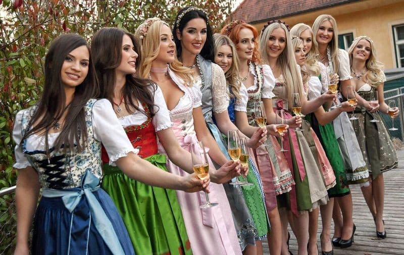 váy Dirndl