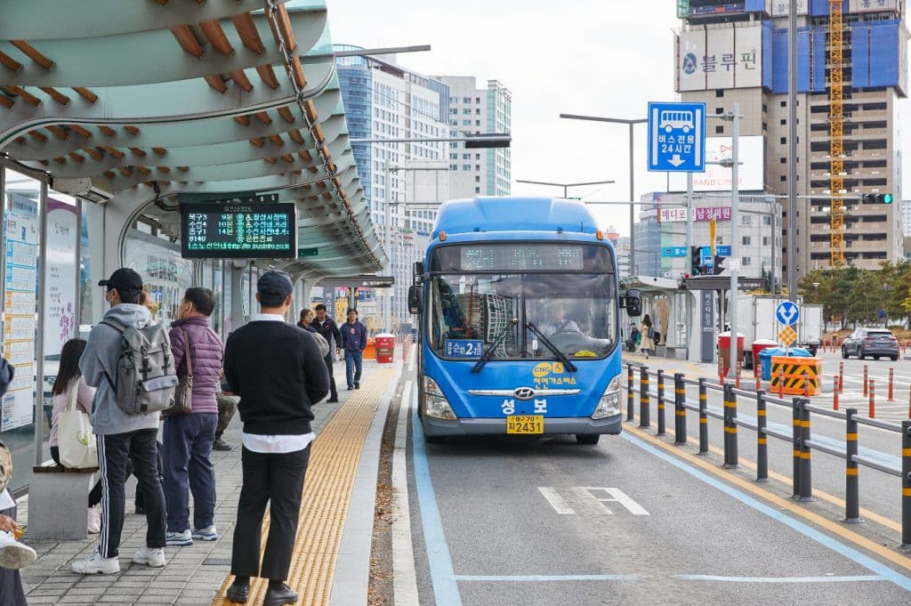 di chuyển bằng xe bus ở daegu