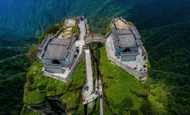 núi phạm tịnh quý châu