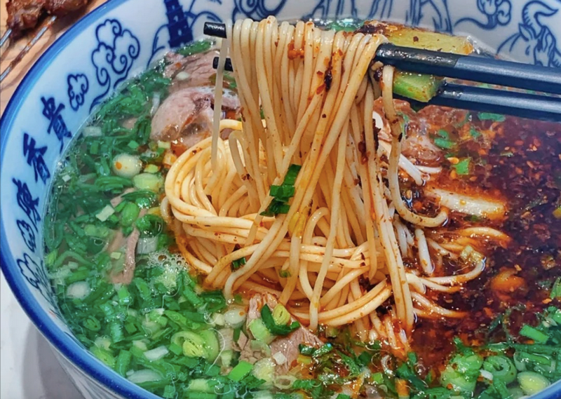 mì chua nước cam túc