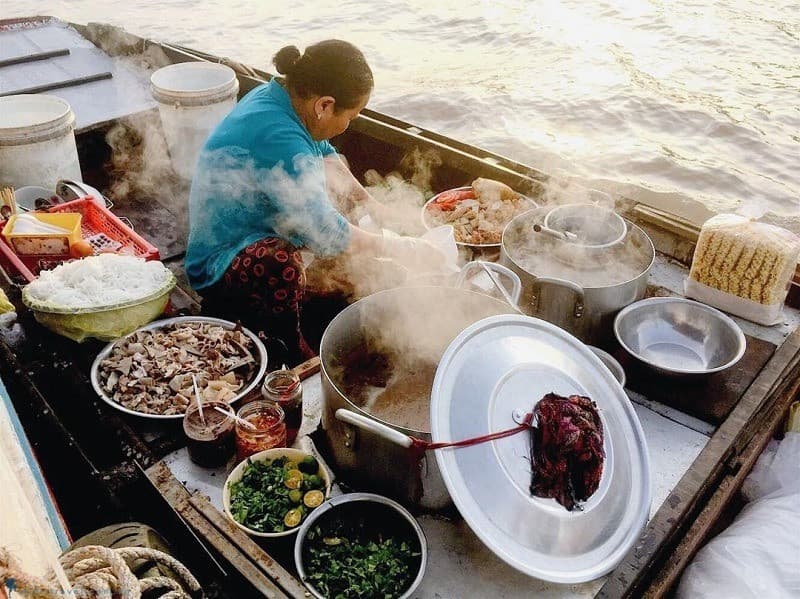 Chợ nổi Cái Răng
