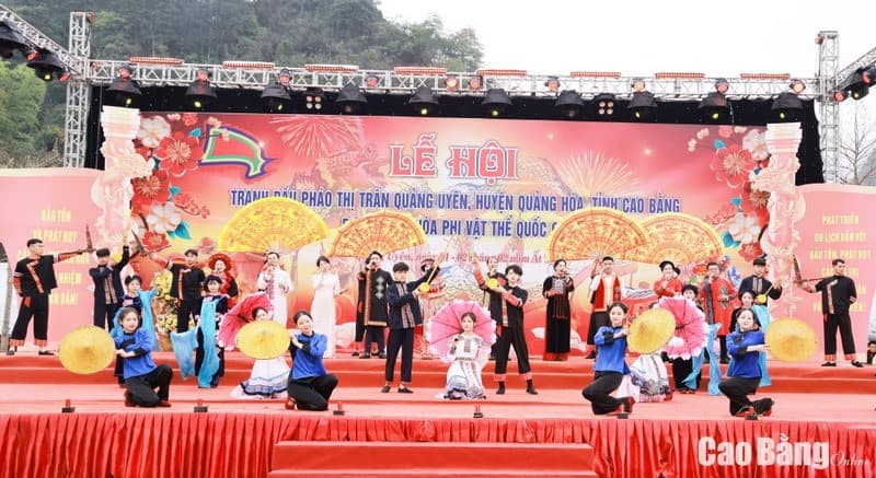 Lễ hội pháo hoa Quảng Uyên Cao Bằng