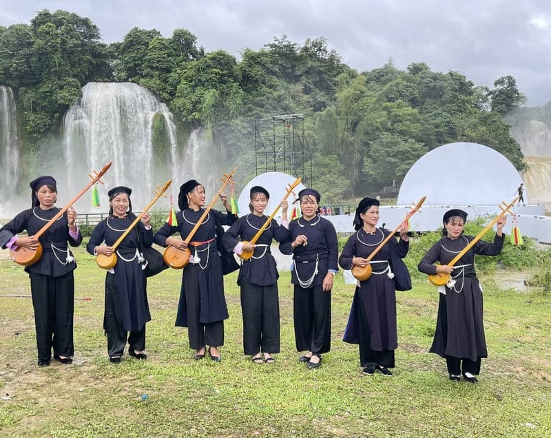 Con người, dân tộc Cao Bằng