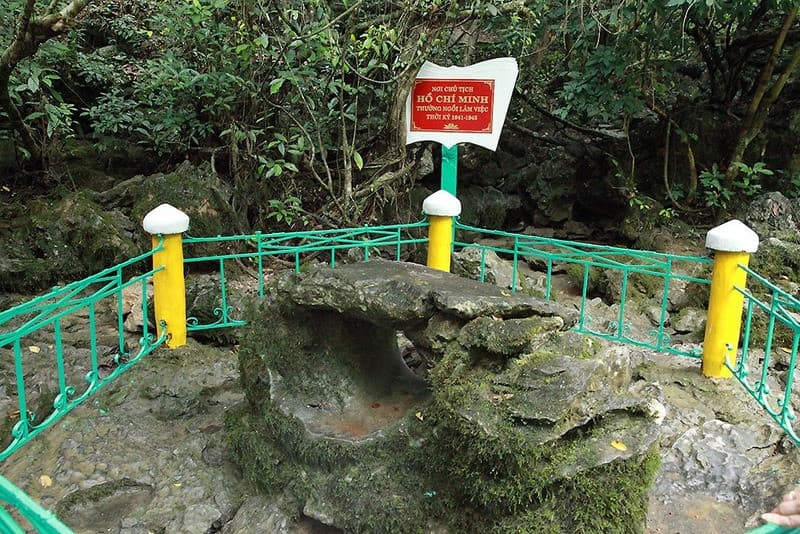 Khu di tích hang Pác Bó Cao Bằng