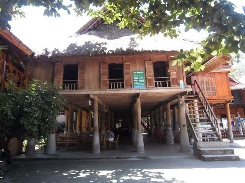 nhà sàn số 8