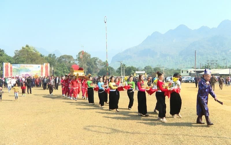 Lễ hội Xên Mường Mai Châu