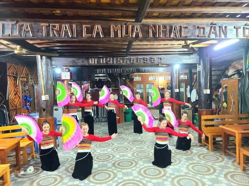 Du lịch Mộc Châu tháng 7