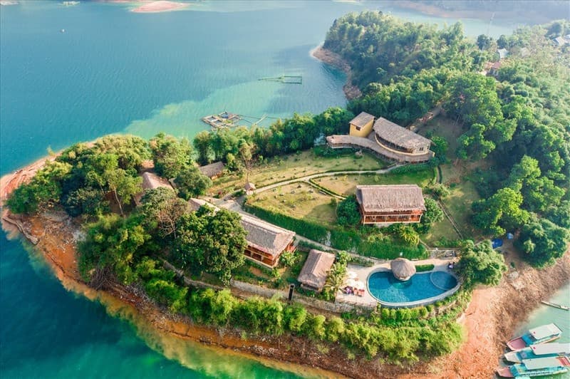 mai chau hideaway lakeside resort 