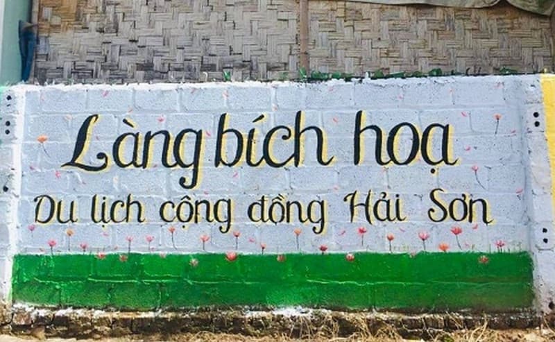 Làng Bích họa Hải Sơn