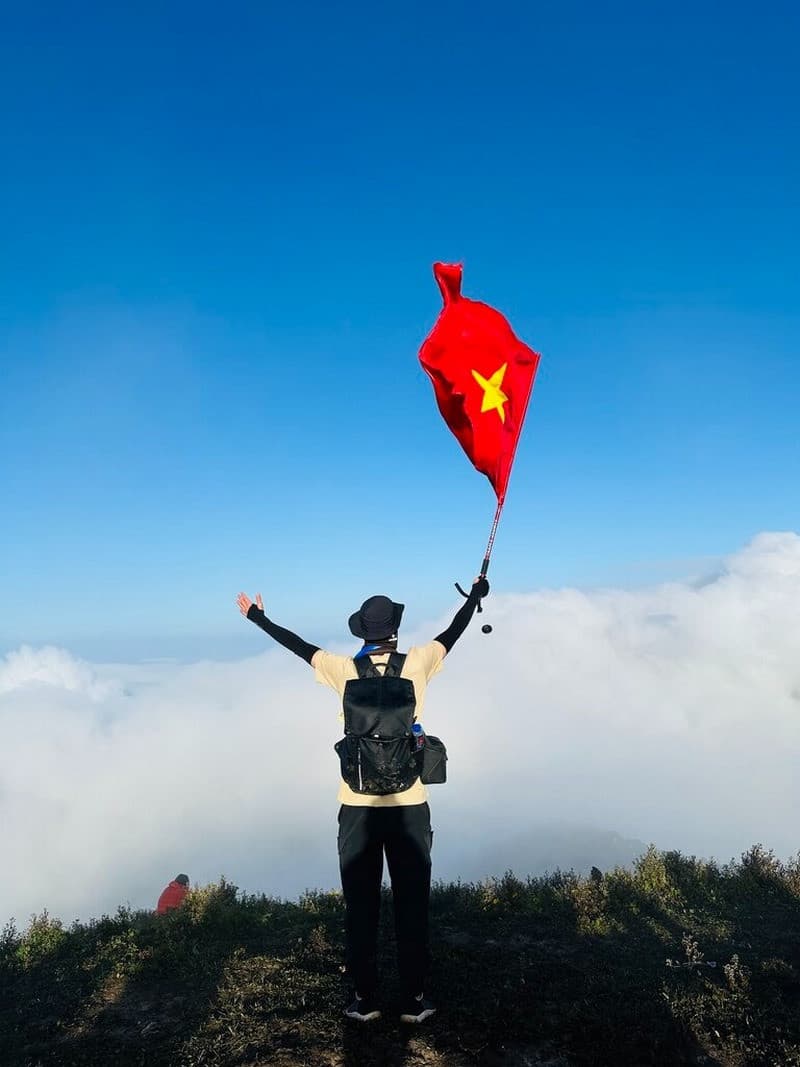 Du lịch Tà Chì Nhù tháng 12