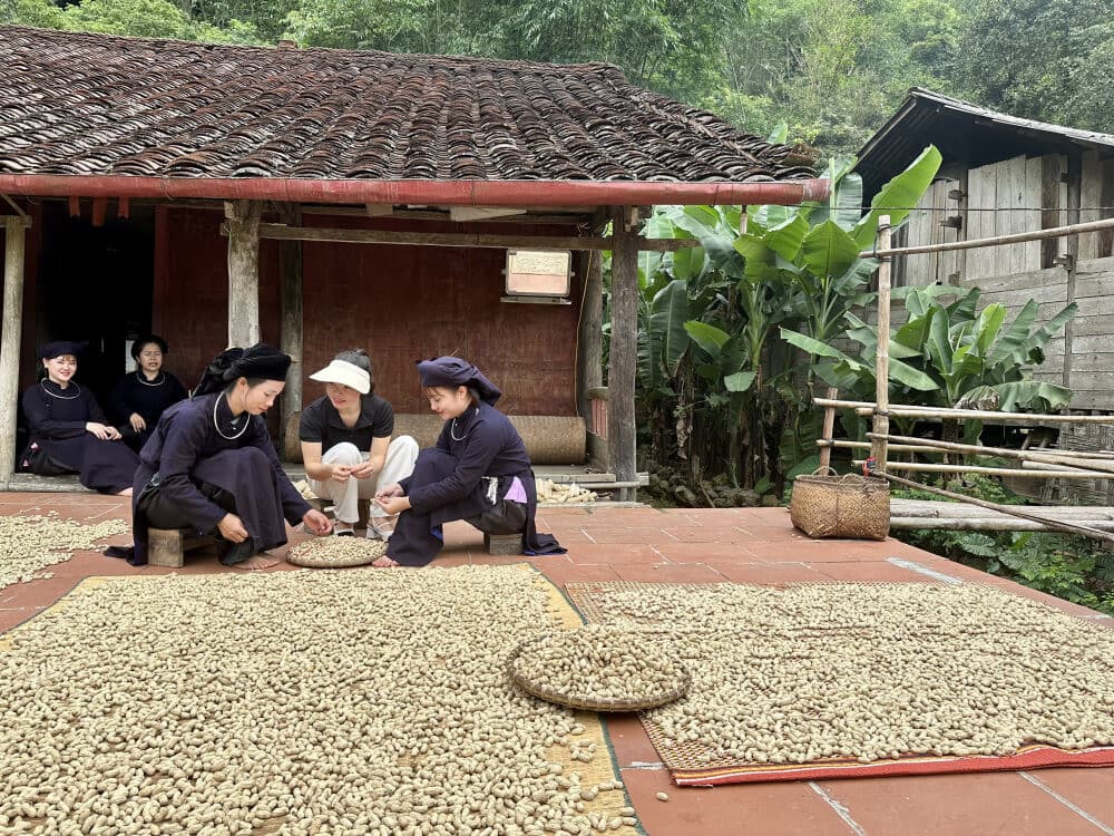 Bản Giuồng