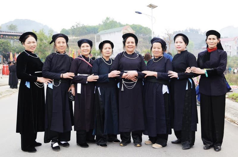 Dân tộc Cao Bằng người Tày