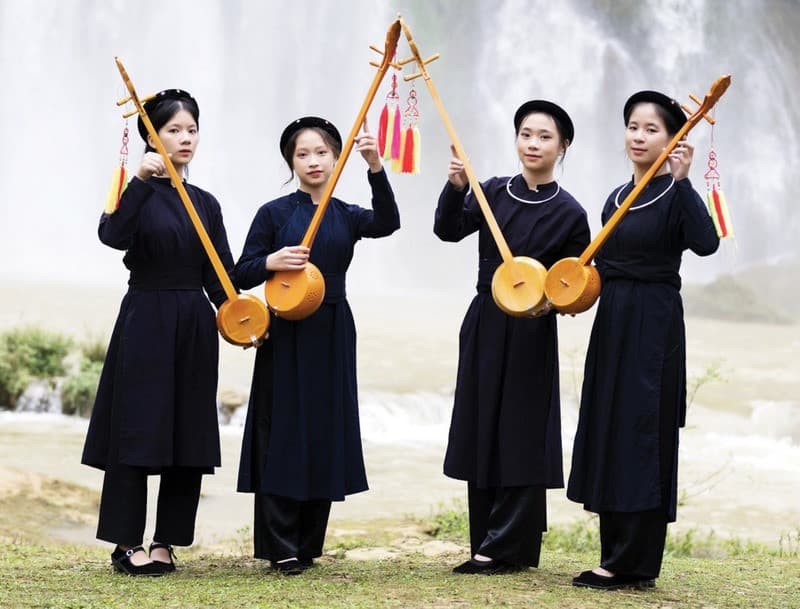 đàn Tính dân tộc Tày Cao Bằng