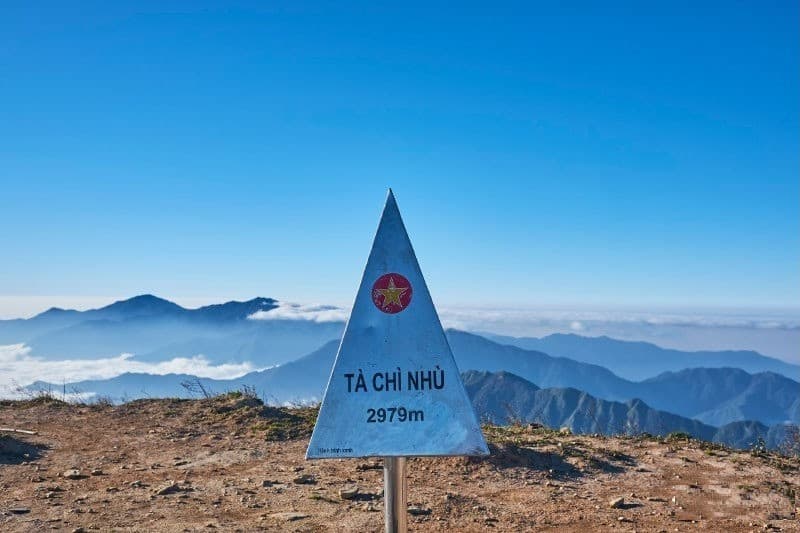 Chinh phục Tà Chì Nhù - thiên đường mây và hoa tím
