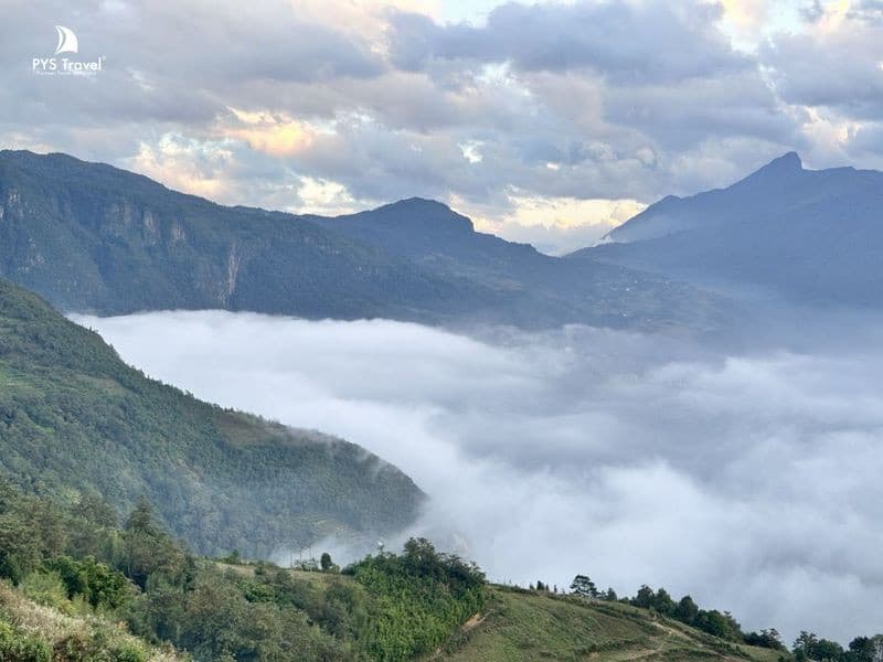 Biển mây Y Tý