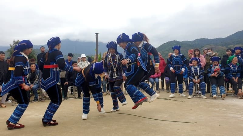 lễ hội khô già già
