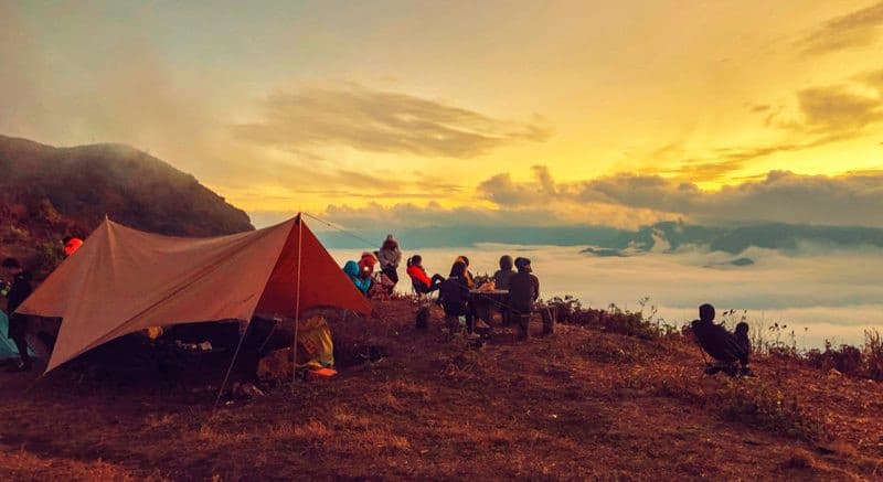 Lảo Thẩn Y Tý