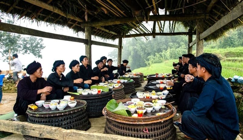 lễ hội y tý mùa nước đổ