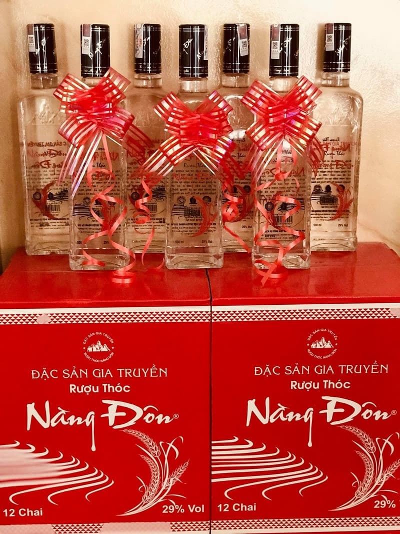 đặc sản hoàng su phì rượu thóc nàng đôn